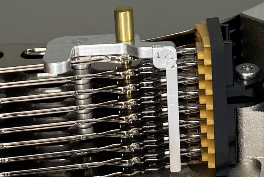 Dettaglio di un gruppo testine per hard disk